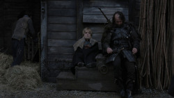 extant_GameOfThrones_1x01-WinterIsComing_5535