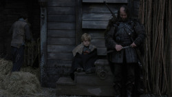 extant_GameOfThrones_1x01-WinterIsComing_5542