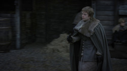 extant_GameOfThrones_1x01-WinterIsComing_5546