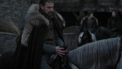extant_GameOfThrones_1x01-WinterIsComing_5554
