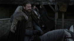 extant_GameOfThrones_1x01-WinterIsComing_5620