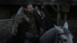 extant_GameOfThrones_1x01-WinterIsComing_5621