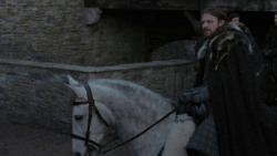 extant_GameOfThrones_1x01-WinterIsComing_5630