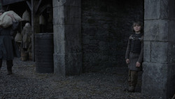 extant_GameOfThrones_1x01-WinterIsComing_5638