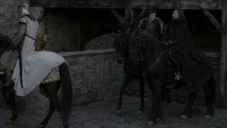extant_GameOfThrones_1x01-WinterIsComing_5650