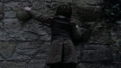 extant_GameOfThrones_1x01-WinterIsComing_5662