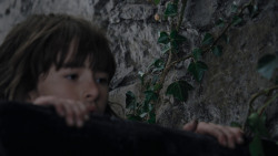 extant_GameOfThrones_1x01-WinterIsComing_5728