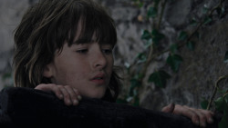 extant_GameOfThrones_1x01-WinterIsComing_5734