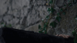 extant_GameOfThrones_1x01-WinterIsComing_5738