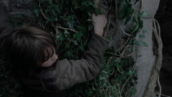 extant_GameOfThrones_1x01-WinterIsComing_5743