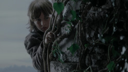 extant_GameOfThrones_1x01-WinterIsComing_5750