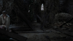 extant_GameOfThrones_1x01-WinterIsComing_5756