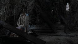 extant_GameOfThrones_1x01-WinterIsComing_5760
