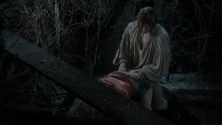 extant_GameOfThrones_1x01-WinterIsComing_5767