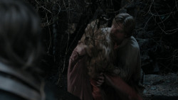 extant_GameOfThrones_1x01-WinterIsComing_5777