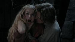 extant_GameOfThrones_1x01-WinterIsComing_5784
