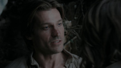 extant_GameOfThrones_1x01-WinterIsComing_5828
