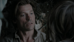 extant_GameOfThrones_1x01-WinterIsComing_5837