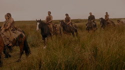 extant_GameOfThrones_1x02-TheKingsroad_0024