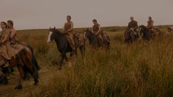 extant_GameOfThrones_1x02-TheKingsroad_0025