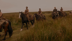 extant_GameOfThrones_1x02-TheKingsroad_0026