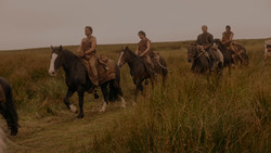 extant_GameOfThrones_1x02-TheKingsroad_0028