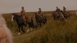extant_GameOfThrones_1x02-TheKingsroad_0029