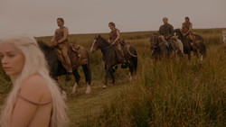 extant_GameOfThrones_1x02-TheKingsroad_0030