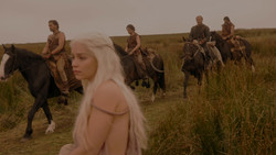 extant_GameOfThrones_1x02-TheKingsroad_0032