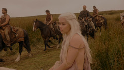 extant_GameOfThrones_1x02-TheKingsroad_0034
