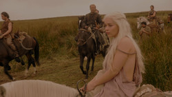 extant_GameOfThrones_1x02-TheKingsroad_0038
