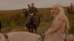 extant_GameOfThrones_1x02-TheKingsroad_0040