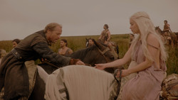 extant_GameOfThrones_1x02-TheKingsroad_0060