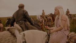extant_GameOfThrones_1x02-TheKingsroad_0065