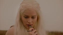 extant_GameOfThrones_1x02-TheKingsroad_0080