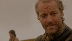 extant_GameOfThrones_1x02-TheKingsroad_0086