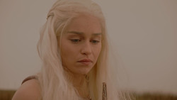extant_GameOfThrones_1x02-TheKingsroad_0090