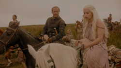 extant_GameOfThrones_1x02-TheKingsroad_0094