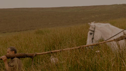 extant_GameOfThrones_1x02-TheKingsroad_0109