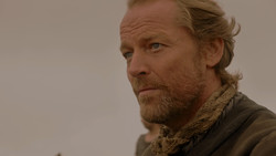 extant_GameOfThrones_1x02-TheKingsroad_0125