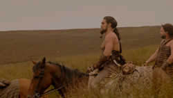 extant_GameOfThrones_1x02-TheKingsroad_0135