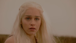 extant_GameOfThrones_1x02-TheKingsroad_0144