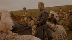extant_GameOfThrones_1x02-TheKingsroad_0170
