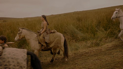 extant_GameOfThrones_1x02-TheKingsroad_0182