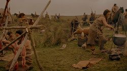 extant_GameOfThrones_1x02-TheKingsroad_0206