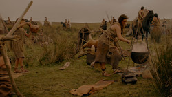 extant_GameOfThrones_1x02-TheKingsroad_0208