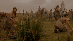 extant_GameOfThrones_1x02-TheKingsroad_0214