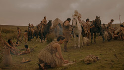 extant_GameOfThrones_1x02-TheKingsroad_0220