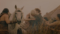 extant_GameOfThrones_1x02-TheKingsroad_0229