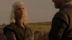 extant_GameOfThrones_1x02-TheKingsroad_0302